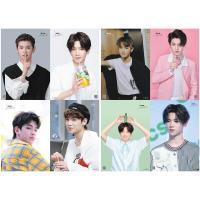 新款 明星黄明昊海报 压纹偶像练习生成员高清海报壁画压纹墙贴学生宿舍卧室装饰壁画一套8张八张 图片色 42*29