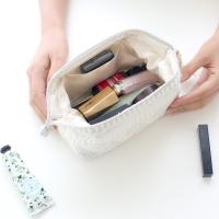 蕾丝花朵刺绣化妆包大容量收纳包随手包外出便携多用途储物整理小包