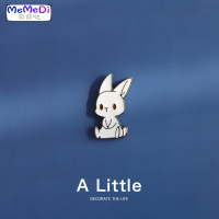 A Little乖乖兔胸针可系情侣别针男女金属徽章学生包包装饰品