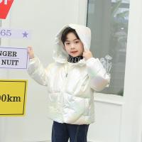 2021秋冬新款宝宝中大童装羽绒服炫彩免洗连帽羽绒服