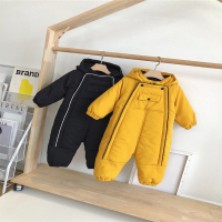 婴儿连体衣秋冬季外出抱衣智扣保暖洋气3周岁男宝宝冬装套装6可爱棉衣