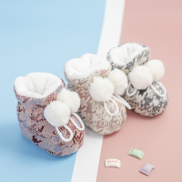 婴儿软底不掉步前棉鞋加绒加厚智扣套脚男女宝宝3-12个月秋冬季