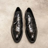 梵克公牛英伦皮鞋男时尚青年人造革洛克鞋子 2020百搭擦色发型师流苏个性男套脚尖头漆皮帅气商务正装男鞋