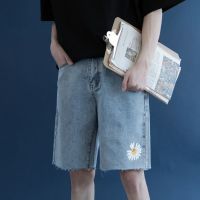 梵克公牛ins港风牛仔短裤男夏季新款潮流小菊花雏菊五分裤男常规学生简约百搭阔腿裤沙滩裤潮网红裤子