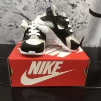 Nike耐克跑步鞋轻便舒适低帮婴童运动鞋704950-044 Z