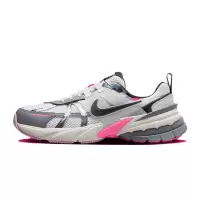 NIKE耐克跑步鞋V2K RUN轻便舒适低帮女鞋运动鞋FZ5061-100 C