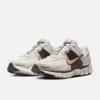 NIKE/耐克女鞋 新款 舒适百搭低帮运动休闲跑步鞋 HM9657-001 C