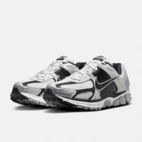 NIKE/耐克男鞋 新款 网面透气缓震运动休闲跑步鞋FJ4151-004 C