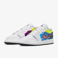 Nike/耐克女子大童像素游戏复古低帮运动篮球鞋 DM8969-114 D