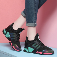 金丝兔欧洲站潮鞋女拼色百搭防滑运动鞋内增高休闲鞋女网面鞋白色