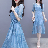 班图诗妮 ins超火夏女2020新款气质温柔超仙收腰刺绣时尚雪纺中长连衣裙子
