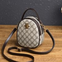 网红小包包女2021新款复古迷你百搭单肩包斜跨手提包