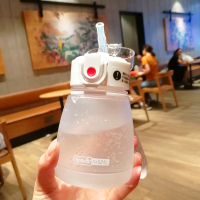 好看的水杯外出可爱吸管杯大人网红便携少女生心奶瓶成年杯子 白色308毫升收藏宝贝送杯刷