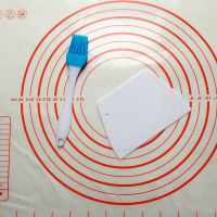 大号揉面垫硅胶垫60*40不粘擀面垫烘焙精灵和面案板厨房加厚烘焙垫 红色(60*40)垫+刷+切面刀