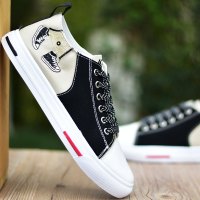 歌爱妮春季学生潮流男鞋子2021男士休闲板鞋青少年透气潮鞋百搭运动鞋男