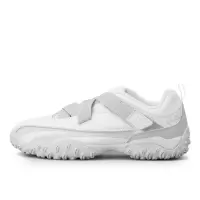 FILA女跑步鞋经典复古户外风格舒适缓震轻便