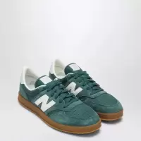 New Balance复古低帮皮革跑鞋男款拼接撞色橡胶底运动鞋