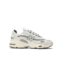 新百伦(New Balance)男款运动鞋网眼皮革拼接透气舒适跑步鞋户外