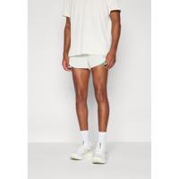 Asics男士跑步短裤透气调节腰围反光元素运动健身短裤