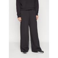 女宽松直筒运动裤训练健身束脚可调节侧兜刺绣黑