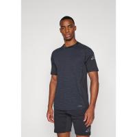 Adidas男款足球运动速干透气反光条修身运动T恤