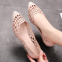2019新款春夏季鞋子尖头平底鞋浅口单鞋透气镂空软底凉鞋大码女鞋