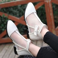 2019春季新款短靴真皮平底镂空靴短筒百搭马丁靴大码女鞋单靴子