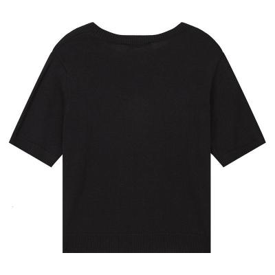 [1件3折价:49.5]美特斯邦威圆领短袖T恤女新款时尚刺绣修身半袖女体恤