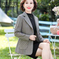 公牛欢腾2021中年妈妈秋装外套薄款小西装女上衣中老年女装春秋款洋气格子西服