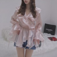 春装2019款女粉色V领荷叶边系带收腰喇叭袖超仙公主上衣