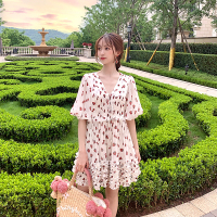 连衣裙2019新款夏甜美小清新草莓印花V领系带灯笼袖短裙