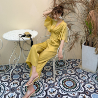 整套连体2019新款夏性感V领木耳边高腰束腰修身长款阔腿裤