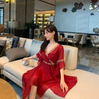 裙子女2019新款时尚气质修身金色麦穗红不规则的连衣裙