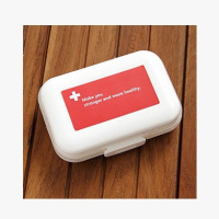 包邮便携一周药盒 随身小药盒 可折叠三段8格小药盒 药品收纳盒