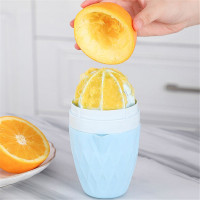 防滑手动榨汁机家用便携式橙子西瓜柠檬压汁器迷你学生小型榨汁杯