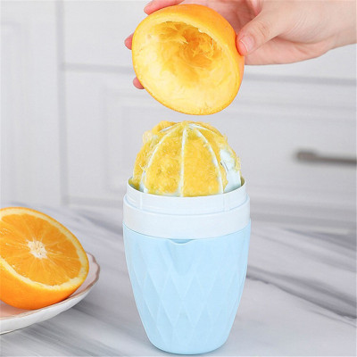 防滑手动榨汁机家用便携式橙子西瓜柠檬压汁器迷你学生小型榨汁杯