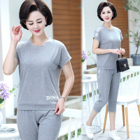 公牛欢腾母亲节中老年人夏装套装女2020新款妈妈装纯棉短袖洋气运动两件套