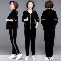 公牛欢腾20202020新款妈妈春秋装两件套中老年运动套装40岁50中年女装洋气上衣