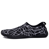 公牛欢腾2021健身跑步机鞋女潜水游泳鞋瑜伽贴肤鞋情侣沙滩旅游鞋涉水溯溪鞋男