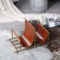 现代简约皮质书报架置物架北欧落地小书架杂志架客厅卧室桌收纳篮