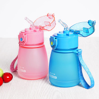 350ml环保PC塑料杯儿童吸管杯幼儿园小孩学生塑料杯吸管杯学生