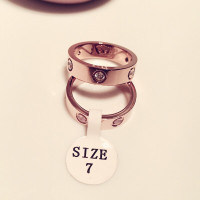 钛钢镀银生日男女情侣love对戒带钻戒指百搭指环防色