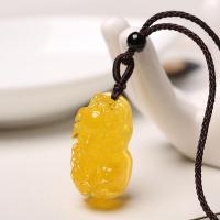 猪年招财转运蜜蜡貔貅坠皮休刻毛衣链男女款二代琥珀