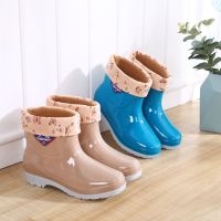 时尚保暖雨鞋女士四季防滑防鞋棉靴短筒加绒棉套