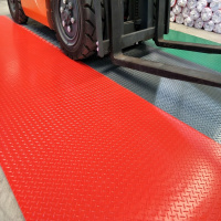 多规格pvc防滑地垫地毯厨房浴室卫生间楼梯走廊进垫耐磨地垫