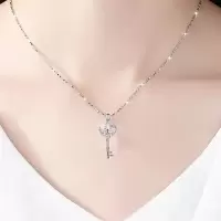 韩版锆石心形钥匙坠项链