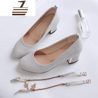 尗卡2020款浅口单鞋女粗跟亮片圆头甜美百搭大码亮晶晶中跟高跟女鞋