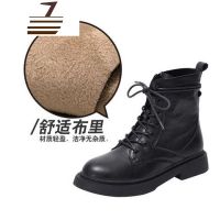 尗卡帅气马丁靴女英伦风新款百搭chic网红ins潮六孔短靴单靴女士靴子