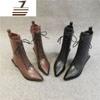 尗卡欧洲站新款尖头马丁靴真皮粗跟高跟鞋系带气质瘦瘦靴短靴女女士靴子