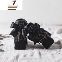 尗卡配裙子天穿的靴子马丁靴百搭女2020新款蝴蝶结短靴中跟潮款女士靴子